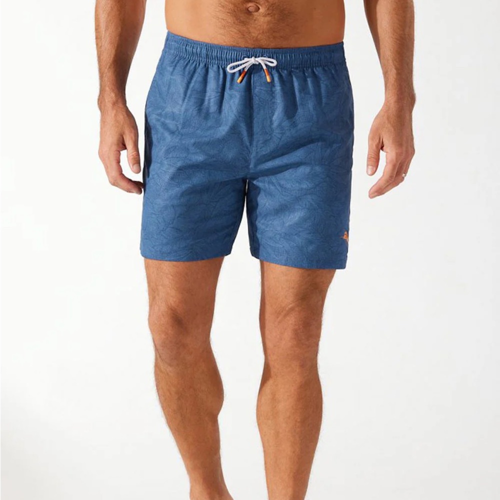 Tommy Bahama Naples Layered Leaves